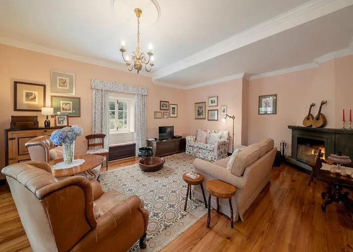 Casas Do Lanco By An Island Feriehus