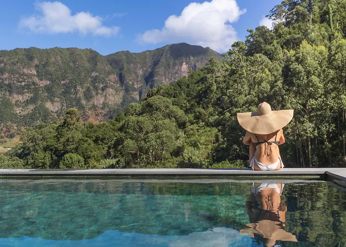 Casas Do Lanco By An Island