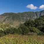 Casas Do Lanco By An Island São Vicente