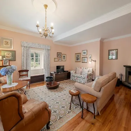 Casas Do Lanco By An Island Feriehus