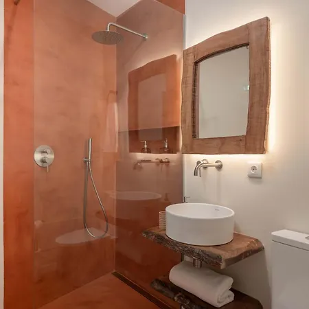 Casas Do Lanco By An Island * São Vicente