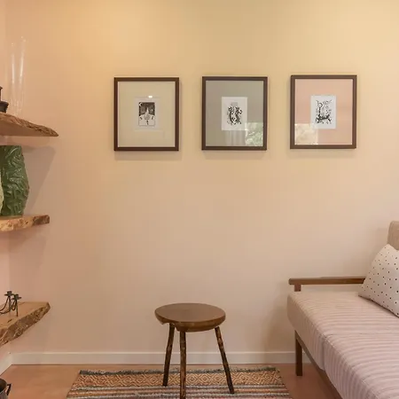 Casas Do Lanco By An Island * São Vicente