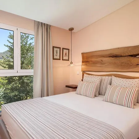 Casas Do Lanco By An Island Feriehus