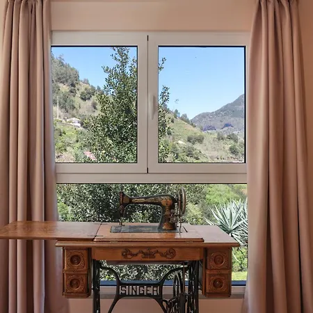 بيت للعطل Casas Do Lanco By An Island