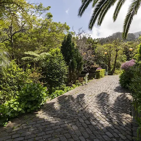 Casas Do Lanco By An Island Sao Vicente (Madeira)