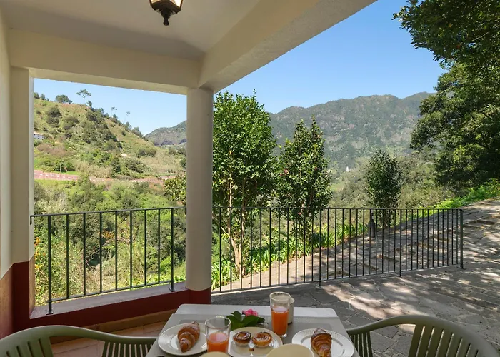 Casas Do Lanco By An Island *